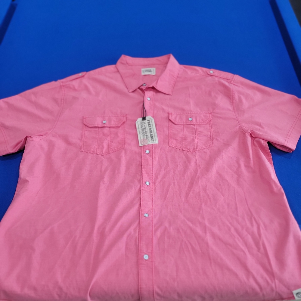 Free Planet Men's Casual Short Sleeved Button Down Shirt / Size 4X